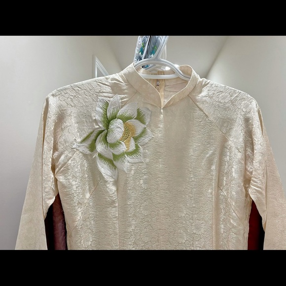 New Ao dai gam theu Vietnamese traditional long dress set M 2 cream 🎁 kem medium - Picture 3 of 6